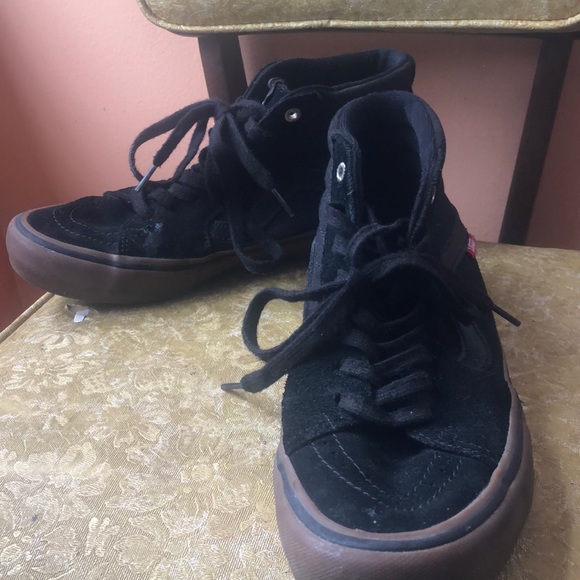 vans sk8-hi pro with gum soles M 7.5 / W 9 - Picture 2 of 4